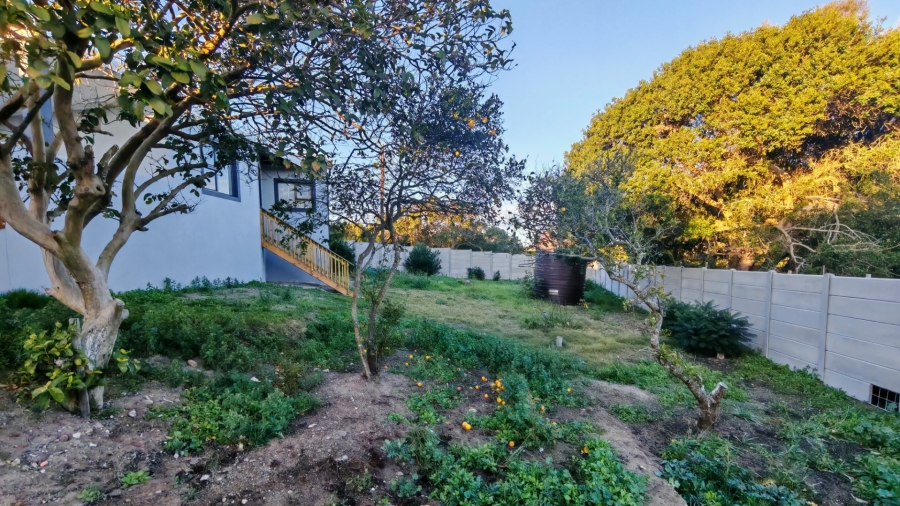 5 Bedroom Property for Sale in Fraaiuitsig Western Cape